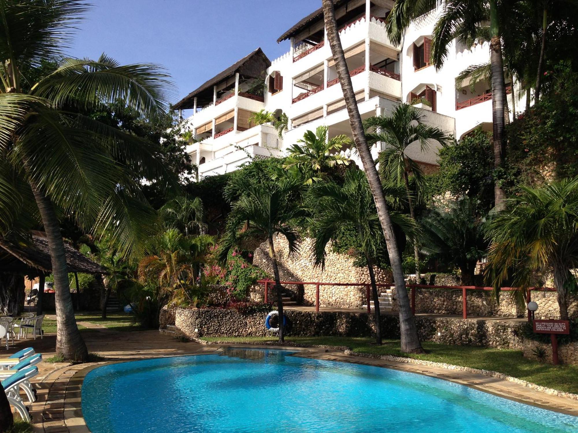 Tamarind Village Hotel Apartments Mombasa Exterior foto